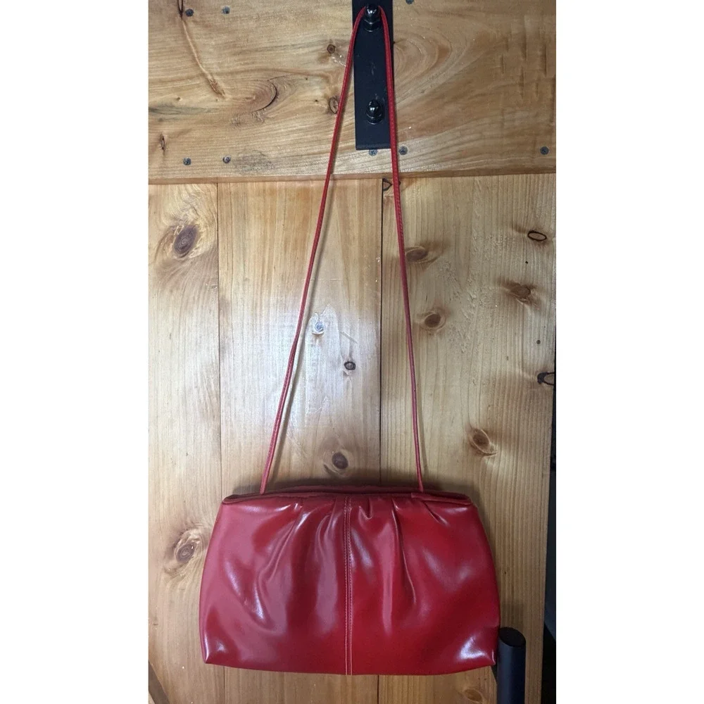 Red Ruched Faux Leather Shoulder Bag Clutch Purse Push Bar Evening Statement Y2K